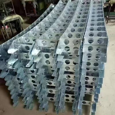 机床钢铝拖链金钢全制拖链桥式封闭拖链属油管链线HUR管保护坦克
