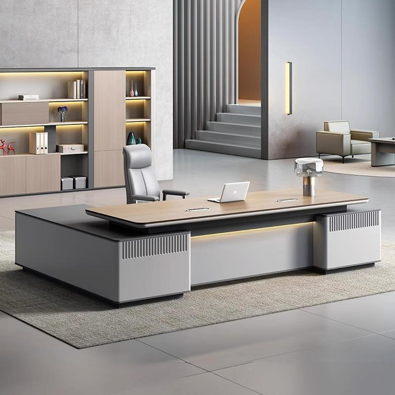 板办公桌现代简高档经理总裁桌办董事OD长办约公室公家老具桌椅组