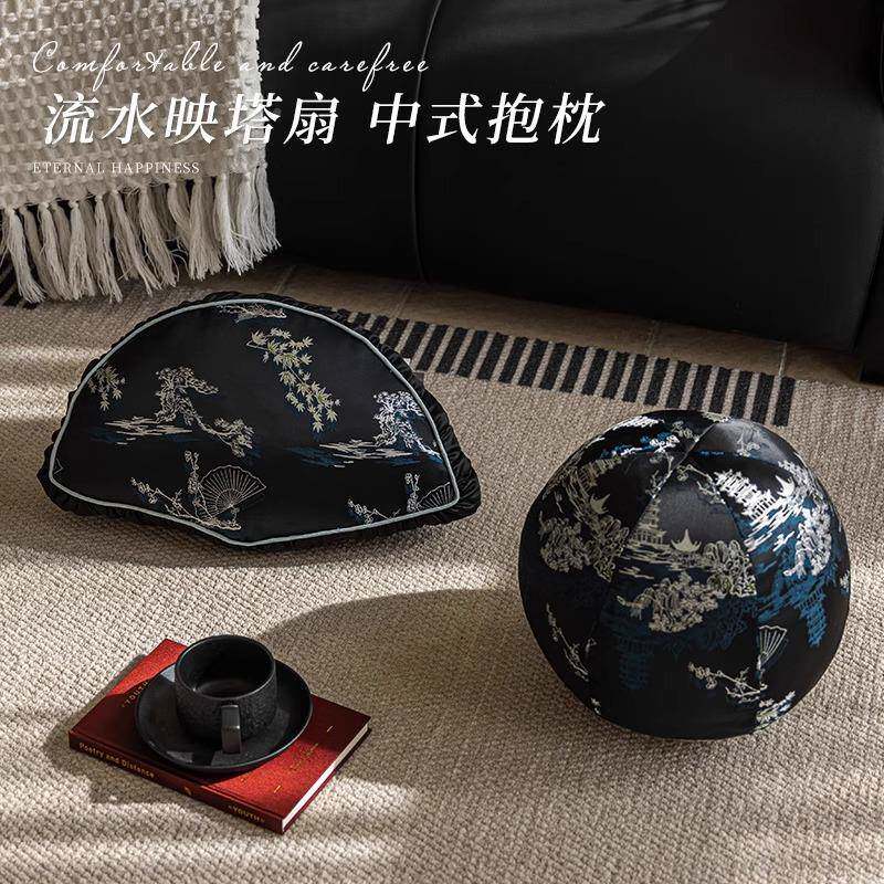 中圆式F77TS7T7新形色抱枕客厅沙发床头靠垫扇形椅子腰枕复古黑松