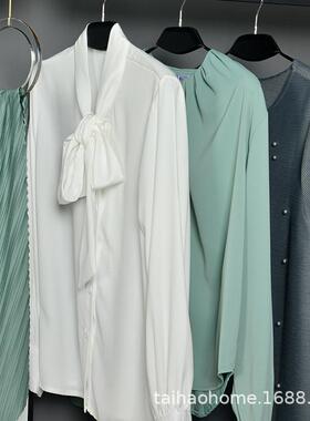 代样房女主人衣柜展板厅组摆合套装饰品件软装绿色样板22.8.26间