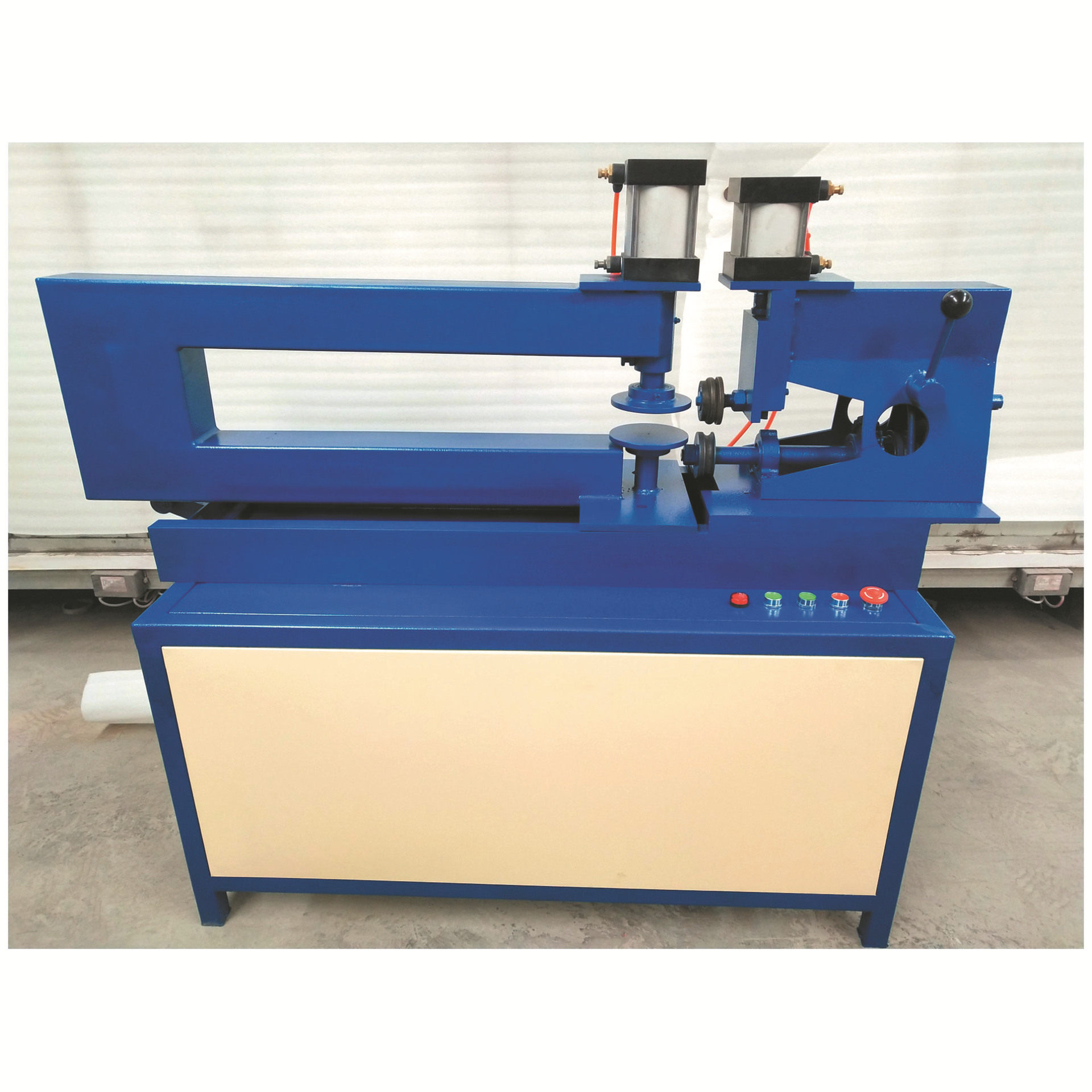 圆形标牌滚边设备 反光交通标牌制作设备 手动气动电动铁皮剪圆机