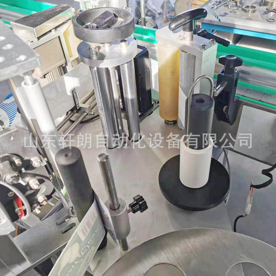 PVC不干胶贴标机 不干胶透明圆瓶打码喷码机 84消毒洗手液贴标机