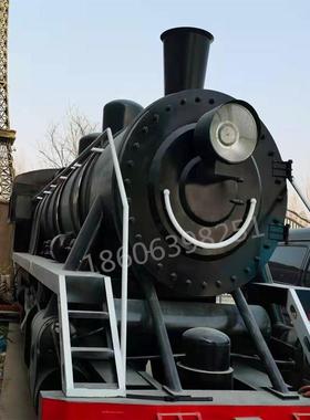 东风火车厢蒸汽车头绿皮车厢制造工厂景区公园铁艺静止摆件