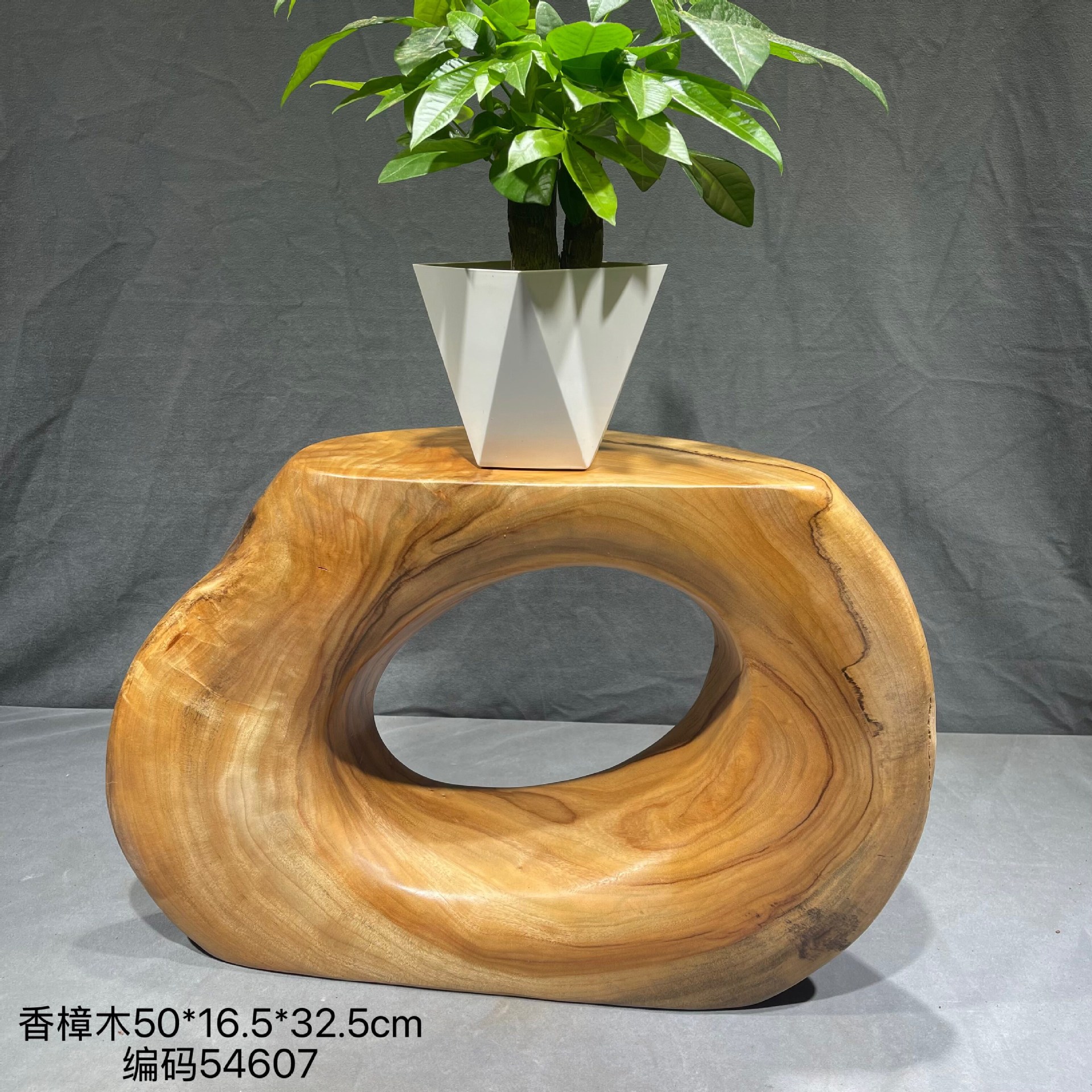 夏老根香樟实木树根花架凳子