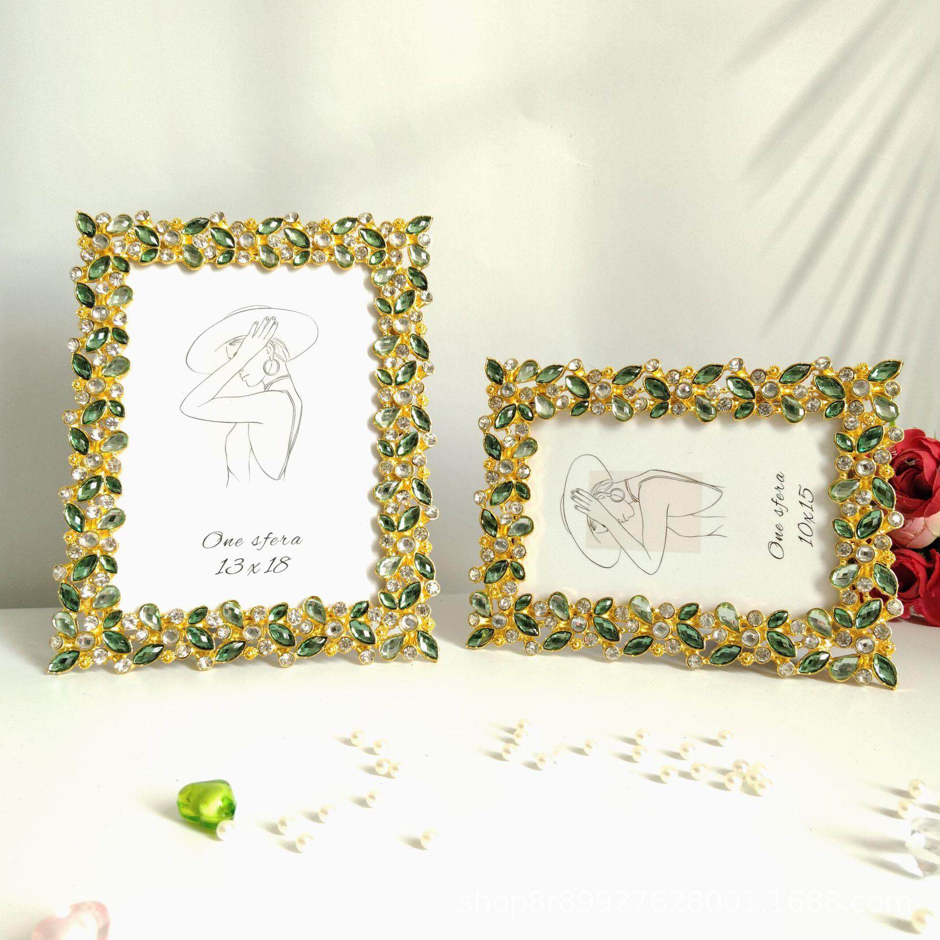 镶嵌翡翠绿宝石简约金属时尚相框摆台，简约相框家庭摆件装饰