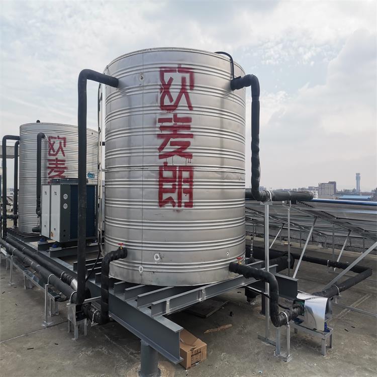 无锡泵宜兴员工浴室空气能太欧热结合阳能集热器热水工程见详情麦