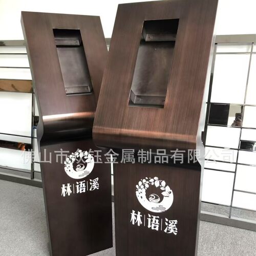 小区单元门口门禁机人脸识别打卡机自动开门机不锈立柱智能对讲机
