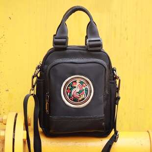 手机包竖款多夹层迷你小包牛津布刺绣女士拉链零钱包便携百搭斜挎