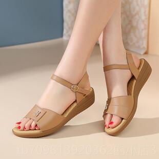 真皮女鞋 新款 牛跟夏筋底坡跟中妈妈鞋 皮鞋 高档女凉5鞋 大码 2025季