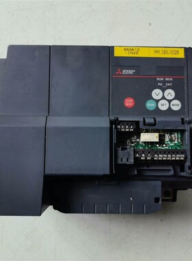 变频器 FR-CS84-120-60 拆机,通电运行