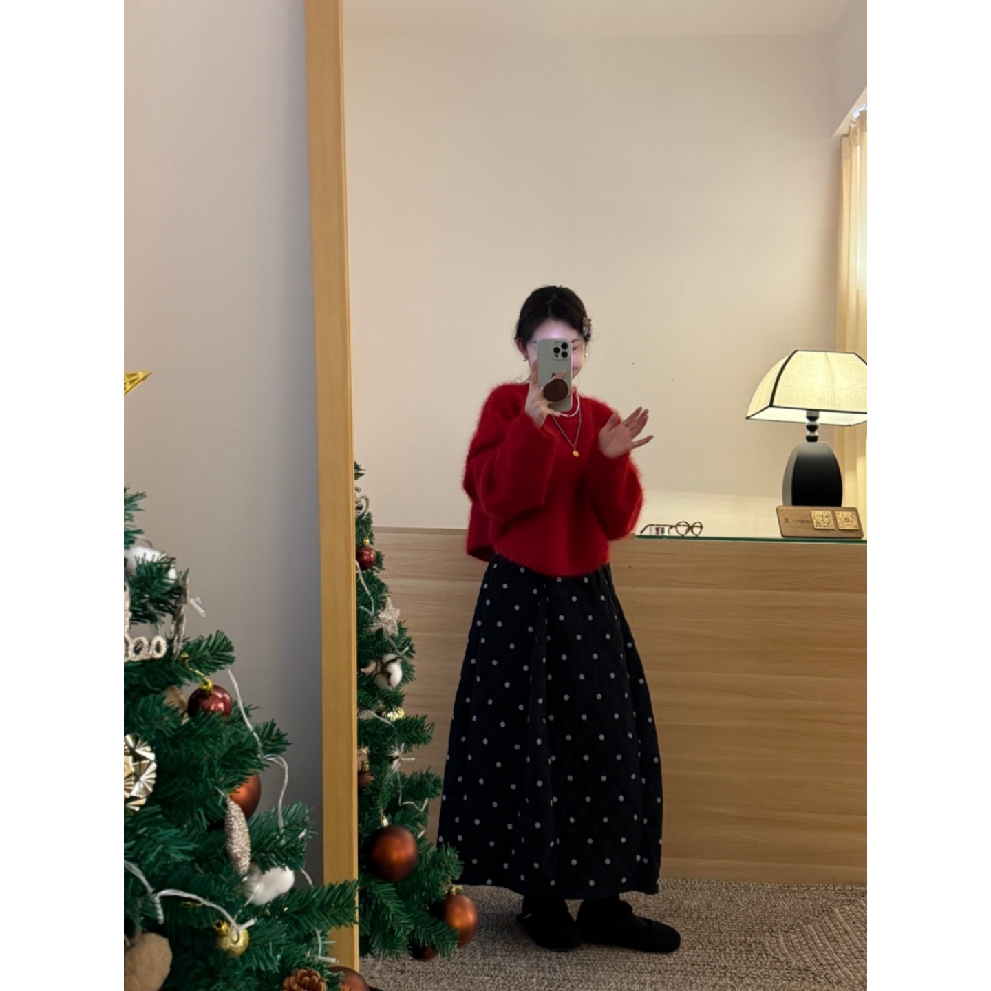 氛围感显白红色毛衣显瘦波点半裙