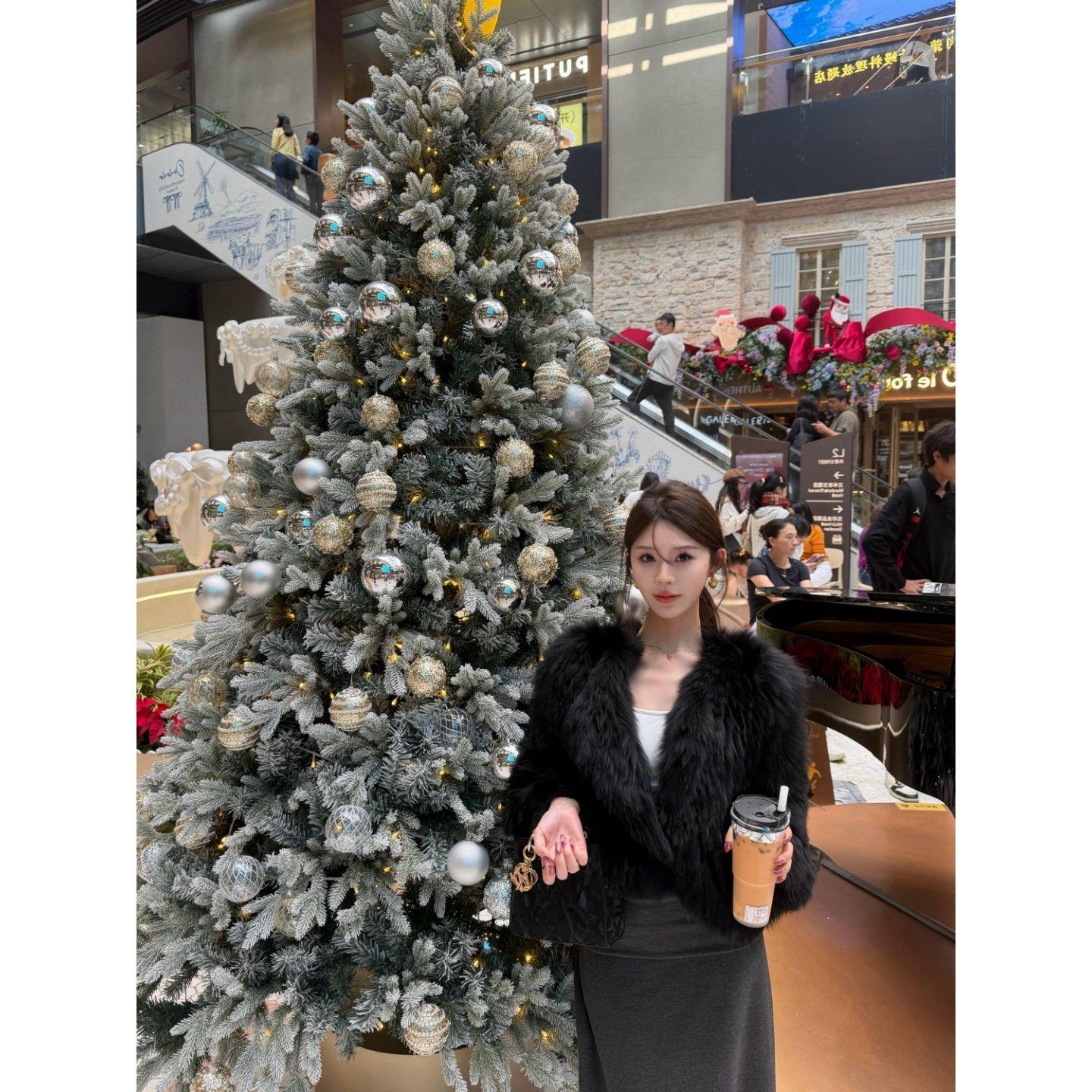 巨好看2026穿搭一整套韩系气质高级感保暖短款外套高腰显瘦半身裙