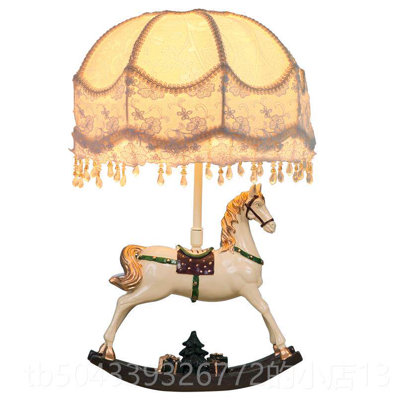 高档欧式公主儿童蕾卧室头台灯丝布艺床意时尚木马节日礼物装饰创