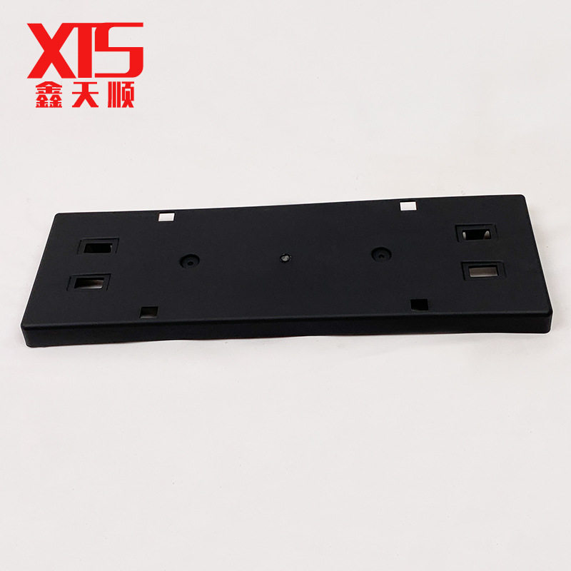 东风标志致408前保险杠前牌照板牌照装饰板牌照板支架9851764577