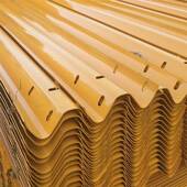 波形护板国道侧防撞护栏栏路热镀用663锌喷塑冲击性能好