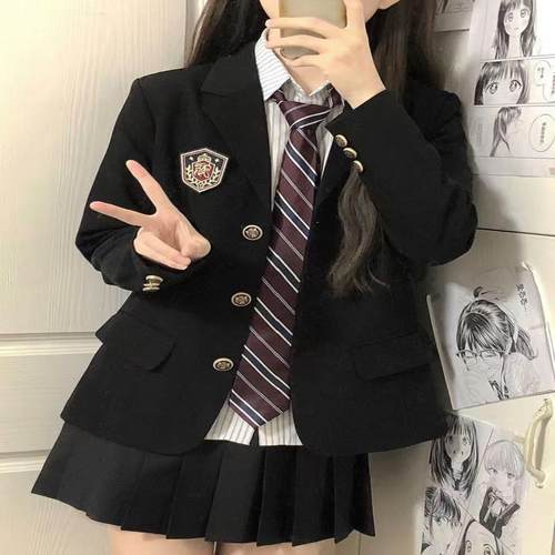 原创jk制服黑色西装外套女大学生学院风校供感绀色三粒扣西服上衣