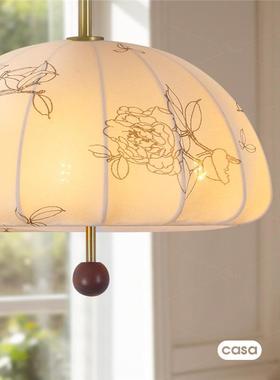 法式复古风实木吊灯温馨艺术花纹布艺书房中古卧室衣帽间灯具casa