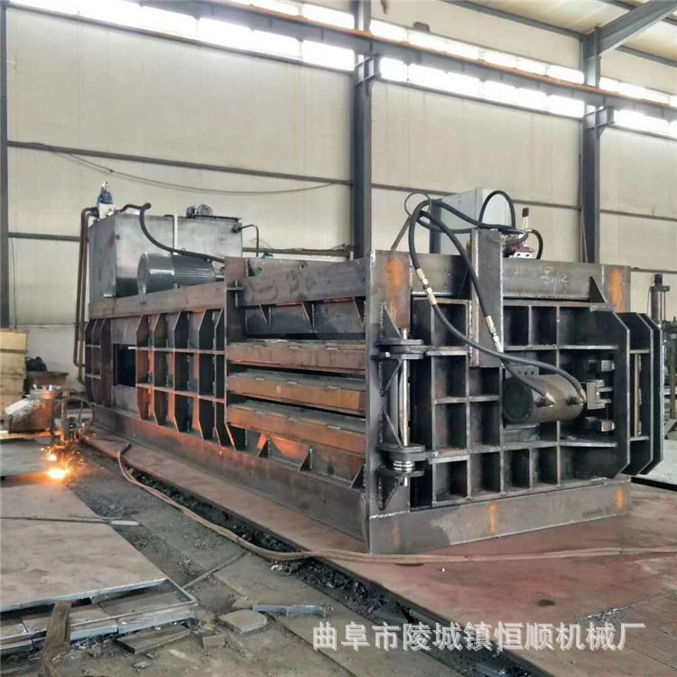 卧式半自动液压废纸箱打捆机