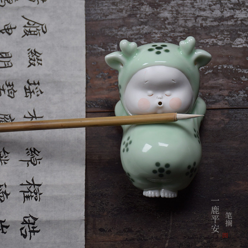 手工陶瓷一鹿平安笔架镇纸摆件