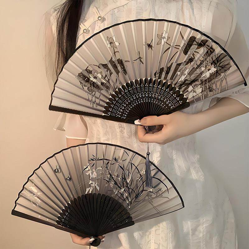 中国风潮流古典布料扇子折扇竹扇文艺随身携带拍照复古风小扇子