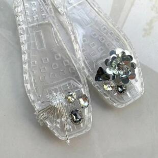 韩国ins爆火果冻鞋夏季新款亮片花朵珍珠鞋花高端时尚鞋扣潮流女