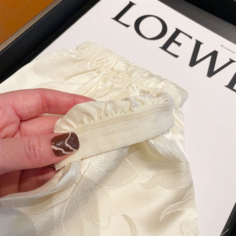 100%桑蚕丝防晒袖套女开车真丝泗泾角螺冰袖手套防紫外时尚纯色薄,服饰配件/皮带/帽子/围巾,防晒袖套,淘宝优惠券,粉丝福利购,淘宝优惠卷