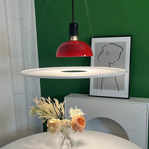 极简飞碟吊灯餐厅主灯高级感北欧设计师岛台灯包豪斯餐桌饭厅吊灯