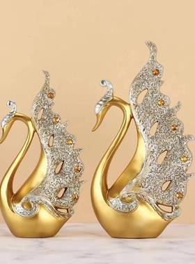 经典天鹅侣天鹅家居客摆厅酒柜装中饰品件式轻奢创业办公室树情脂