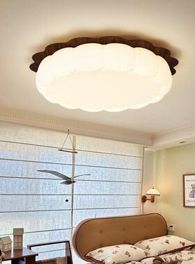 奶蛋糕卧室灯现代简约中古油风le间d63249儿童客主卧室房古复吸顶