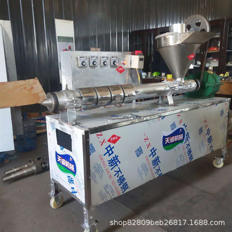 自动出料素牛排机 豆粕粉豆皮机 人造蛋白肉机送技术