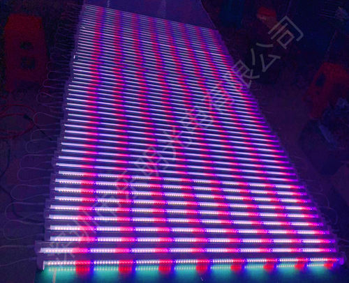 厂家直销T8一体化植物生长灯30W植物补光灯大棚植物生长灯管灯