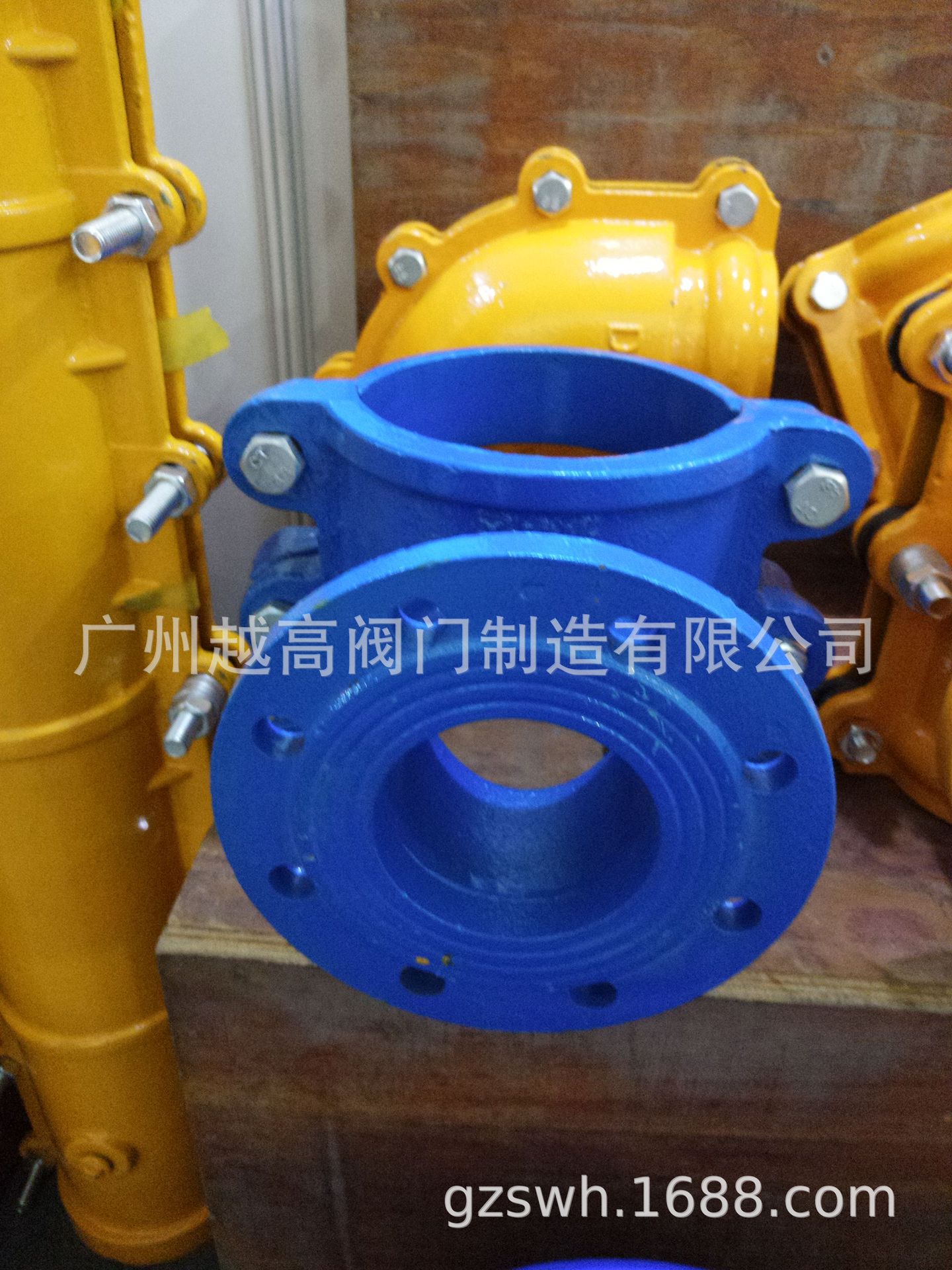 三钻同发直管哈夫节抢修堵漏器
