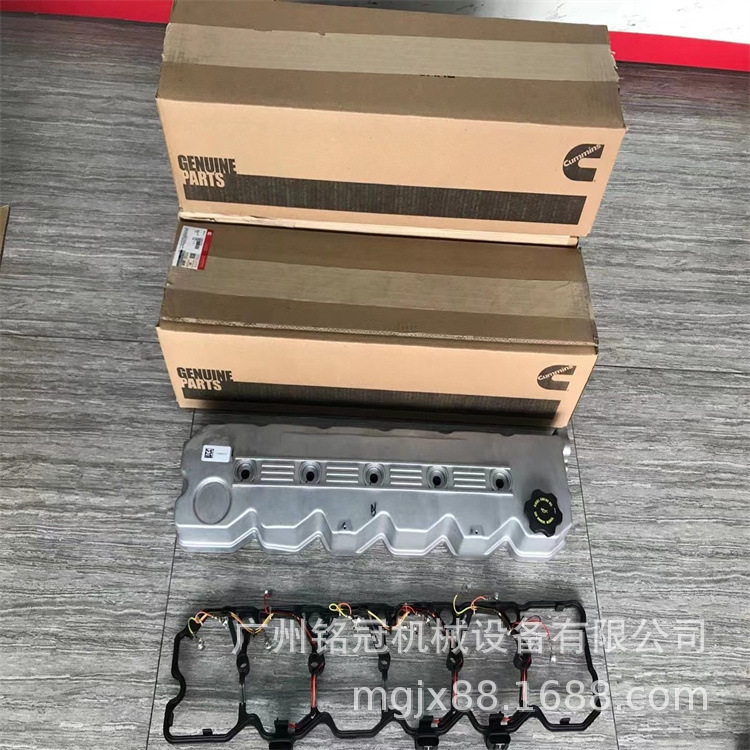 6D107发动机气门室盖垫