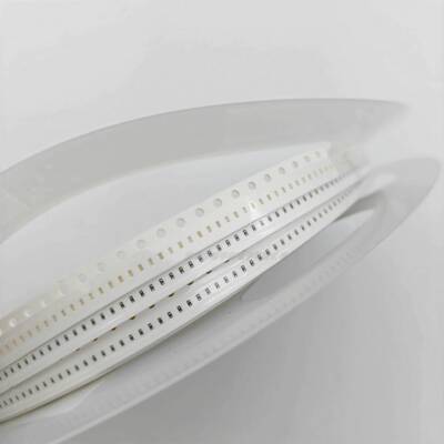 国巨贴片电容040215PFZHA50VNPO2%PCC002GRNO9BN4150