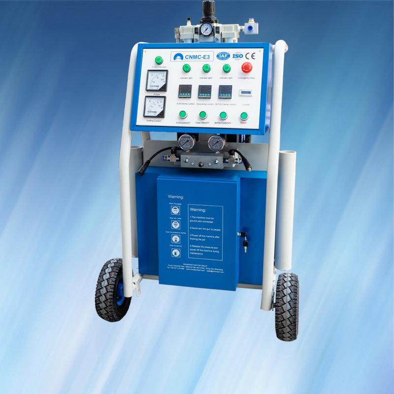 聚氨酯发泡机带加热热聚氨酯喷涂设外KEN备隔黑白料喷涂墙机