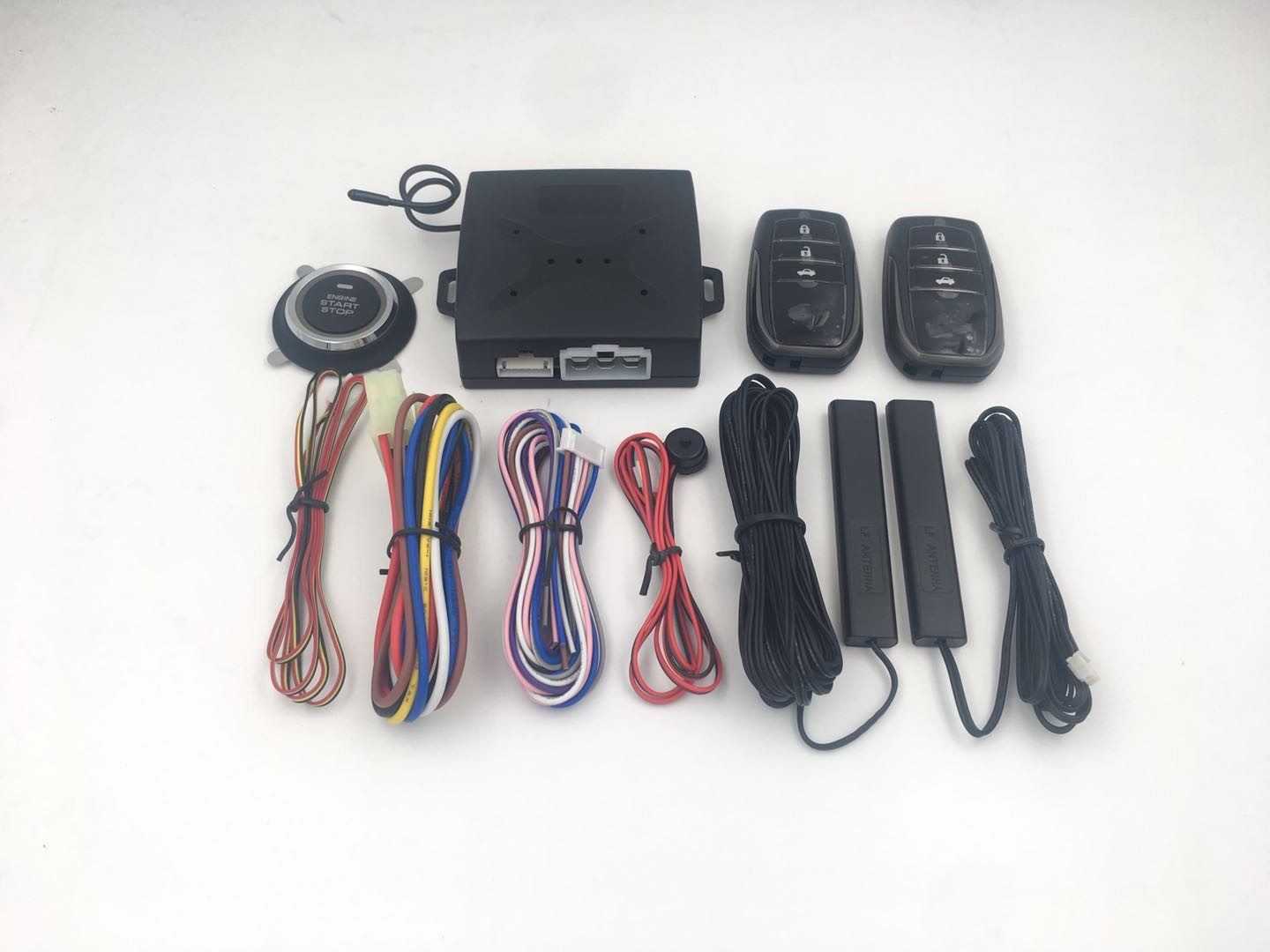 PKE感应防盗器适合任何车型改装 Car Alarm