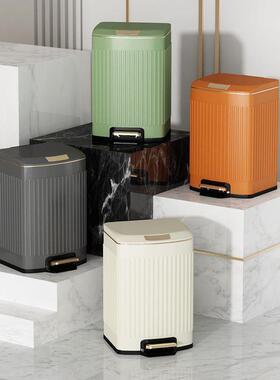 厨房不锈钢垃盖桶XOJ圾家用客厅所高颜值大号卫生间厕脚踏式带桶