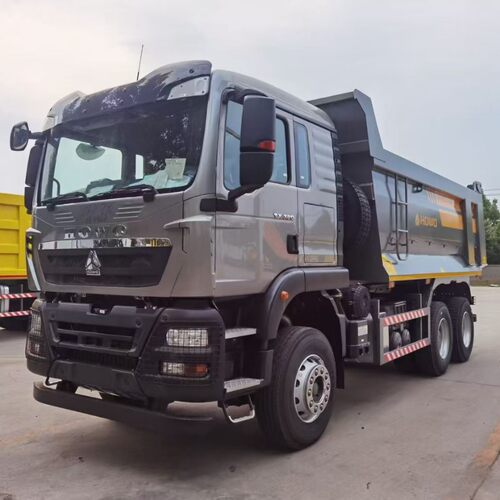大泵直喷豪沃TX 6X4自卸车 U型宽体大箱8*4  12轮后翻自卸车