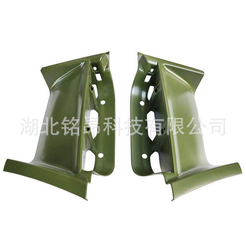 东风天锦EQ1120左右上脚踏板护罩装饰罩8405225-C1100越野车配件