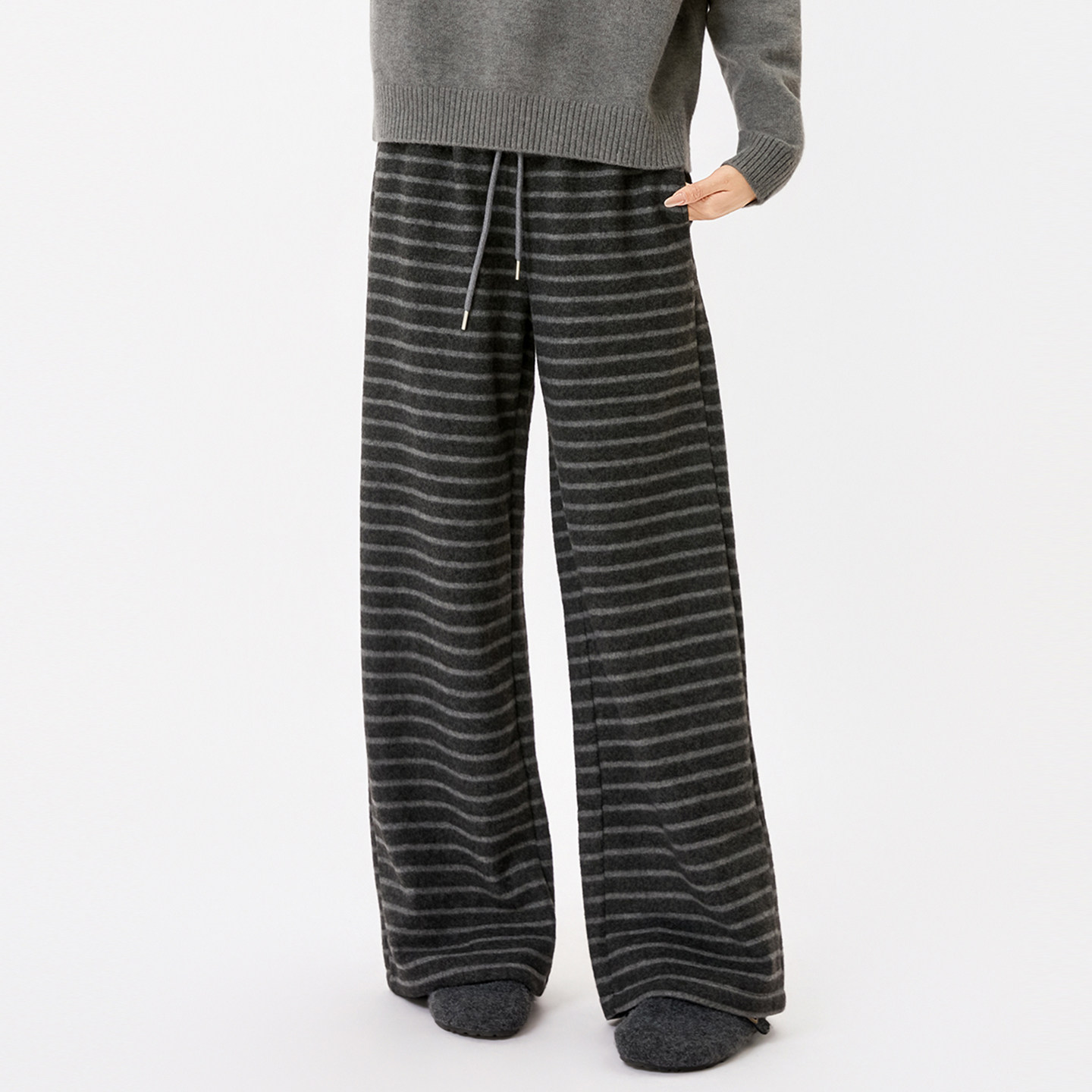 法柚2025冬季新款休闲裤高腰阔腿裤直筒保暖黑色加绒针织裤子女