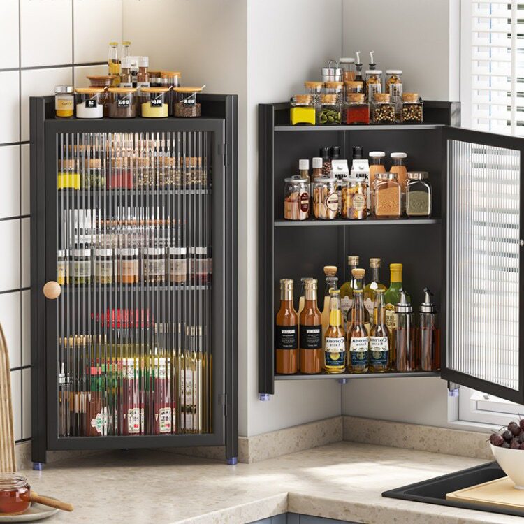 厨房带门三角调料置物架壁挂免打孔调味品油盐台面转角防尘收纳柜