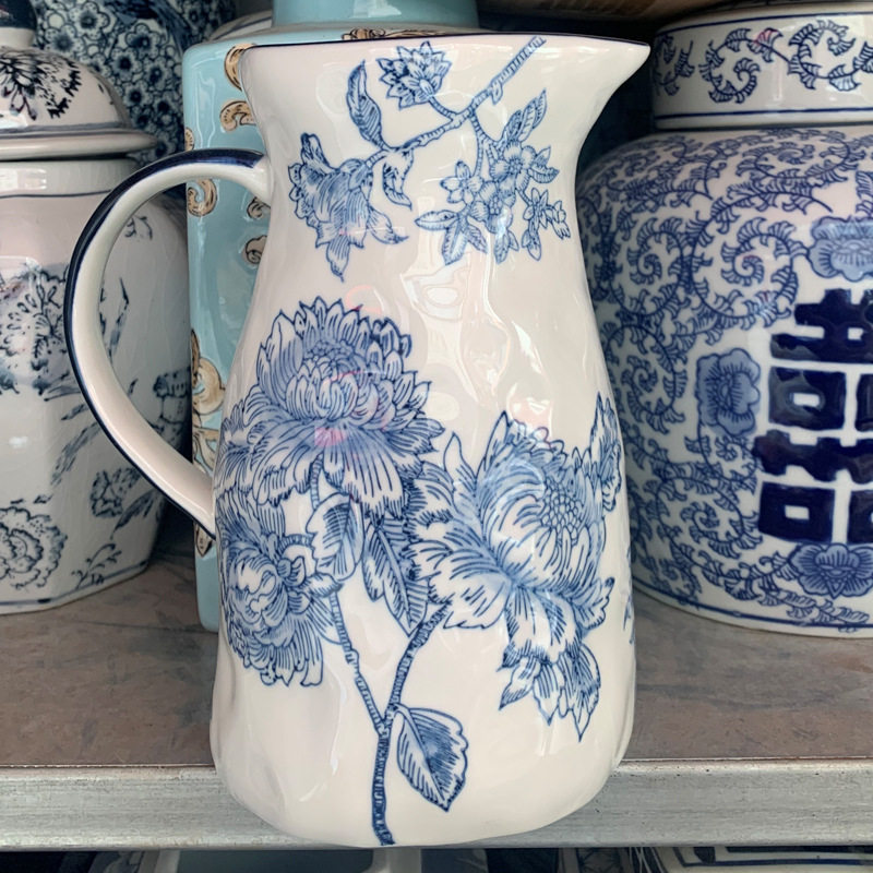 复古国风青花瓷花瓶摆件