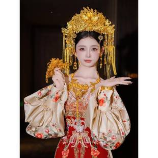 ?新娘金色国朵大冠婚礼奢华风重工花凤中式Fh(x}@v$后区长流苏汉