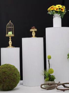 商场橱窗褶展皱VIF示台服装店铺产品台陈列架甜品展落地白色览台