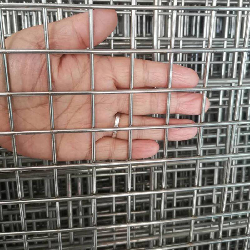 304不锈钢网1.5米2米2.1米宽焊接阳台防护网养殖爬藤电焊钢丝网片
