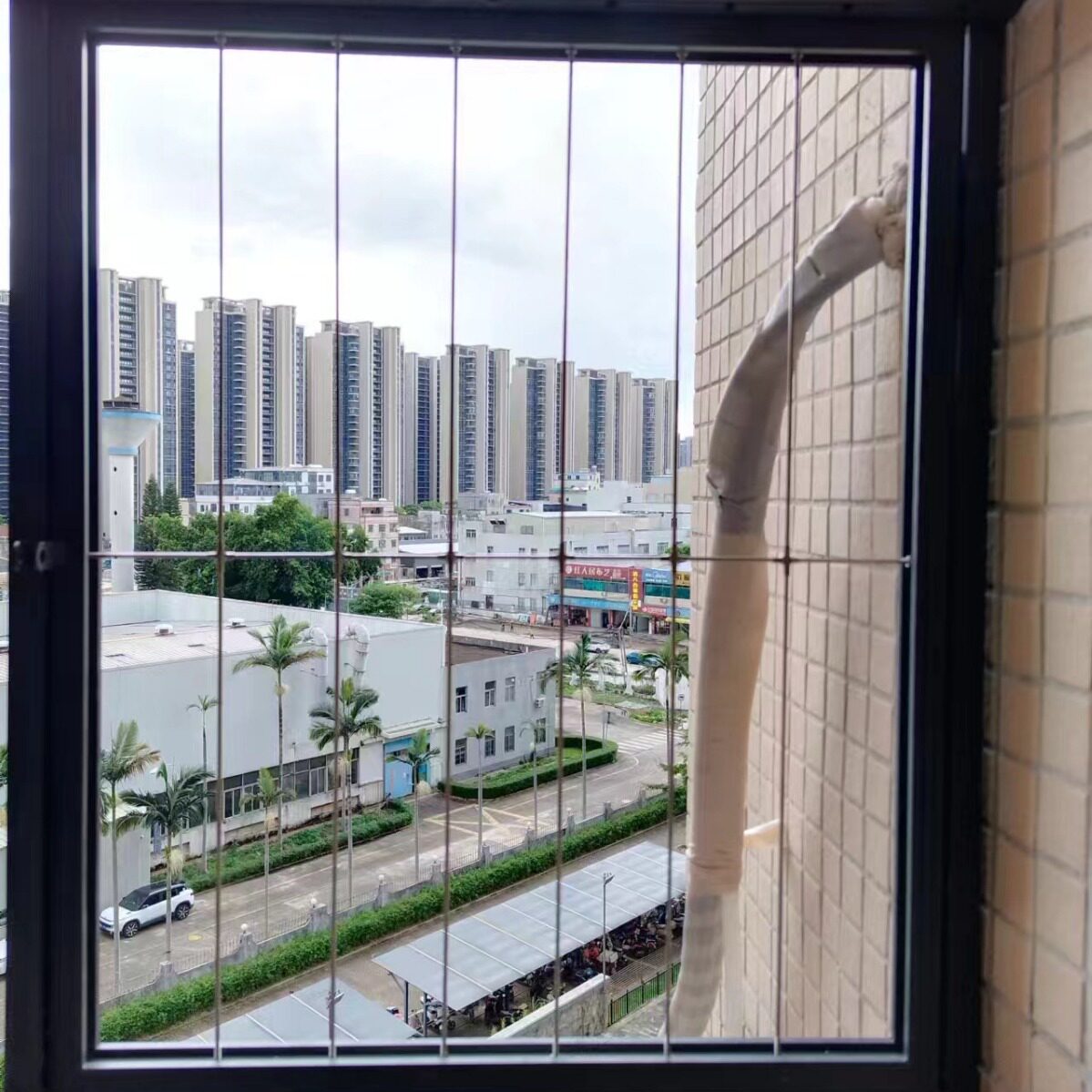 304/316实心不锈钢隐形防护网检修口阳台家用封窗自装养猫纱窗