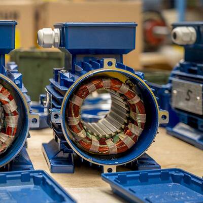 现货比利时ELETR电AMO三异步C感应动机MS系列立式相HCN0.37KW电机