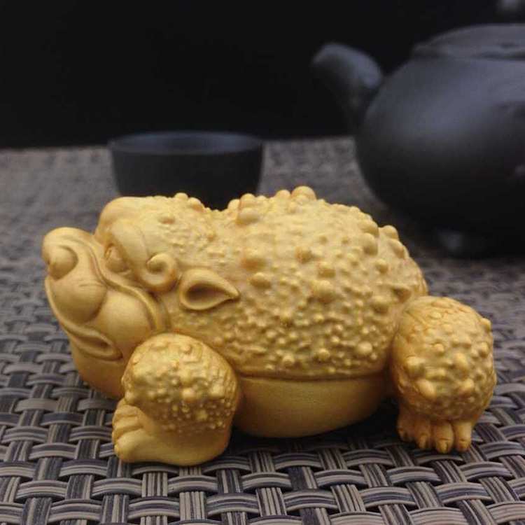 新款乐清黄杨木雕木质工艺品汽车摆件三足金蟾茶宠文玩手把件