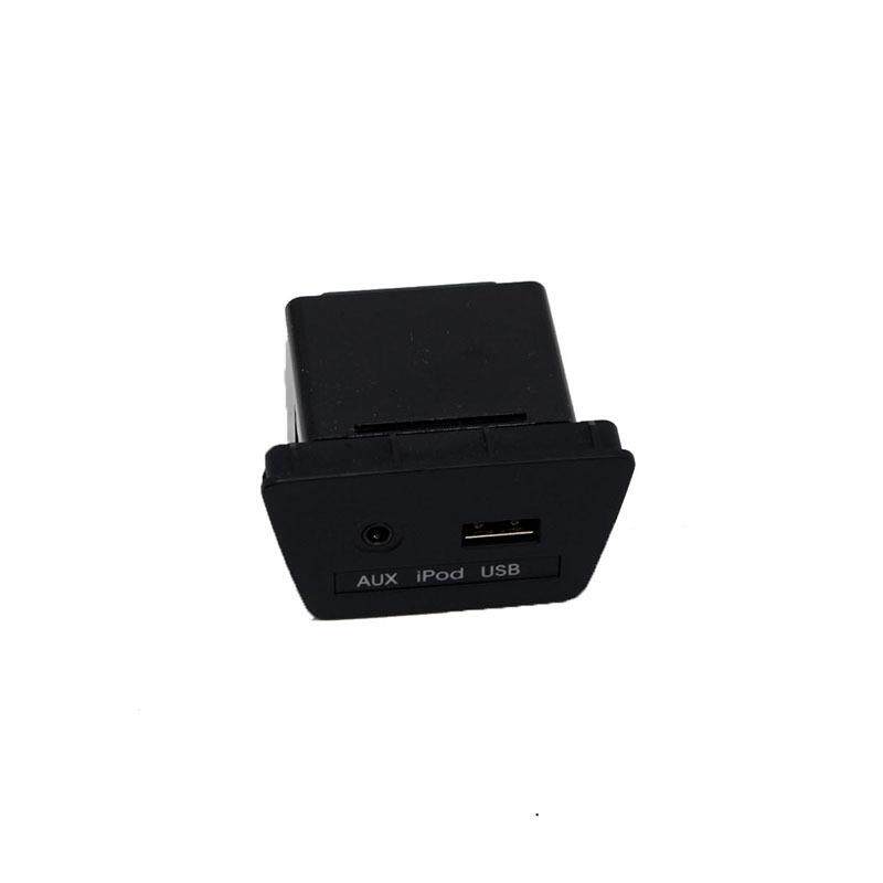961202Z300适用于现代图森Aux iPod USB端口接口黑色塑料插头
