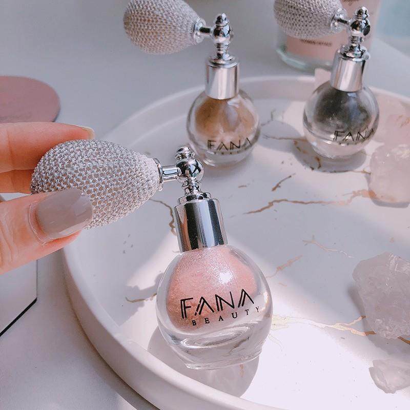 正品彩妆气囊高光喷粉身体散粉闪粉防水眼影盘修容眼妆喷雾珠光眼